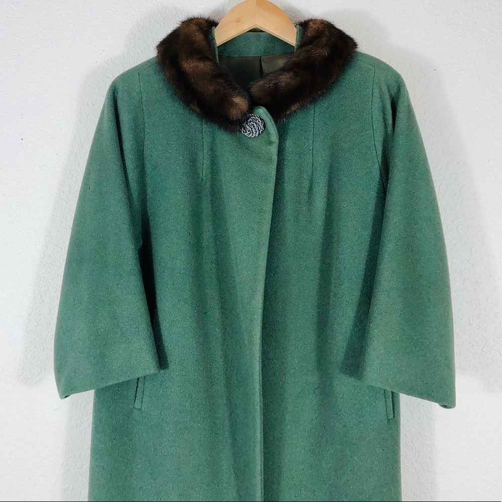 Vintage Fur Collar Car Coat Loomed in California - Picture 15 of 16